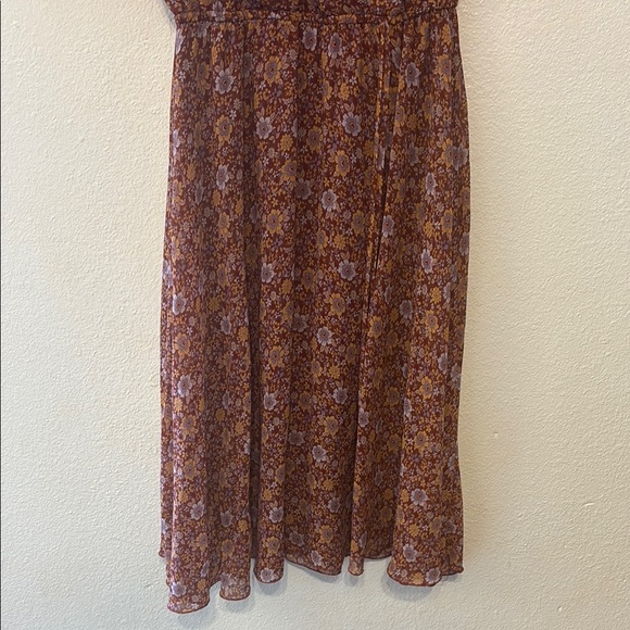 Floral Print Dress in Brown and Purple - Picture 5 of 5